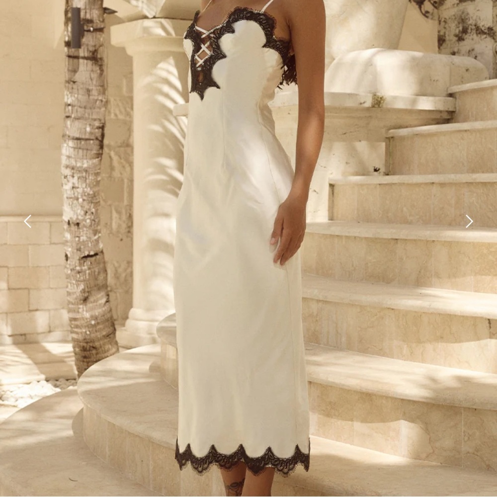NULI MIDI DRESS - WHITE/BLACK